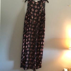 Rose-patterned cover-up